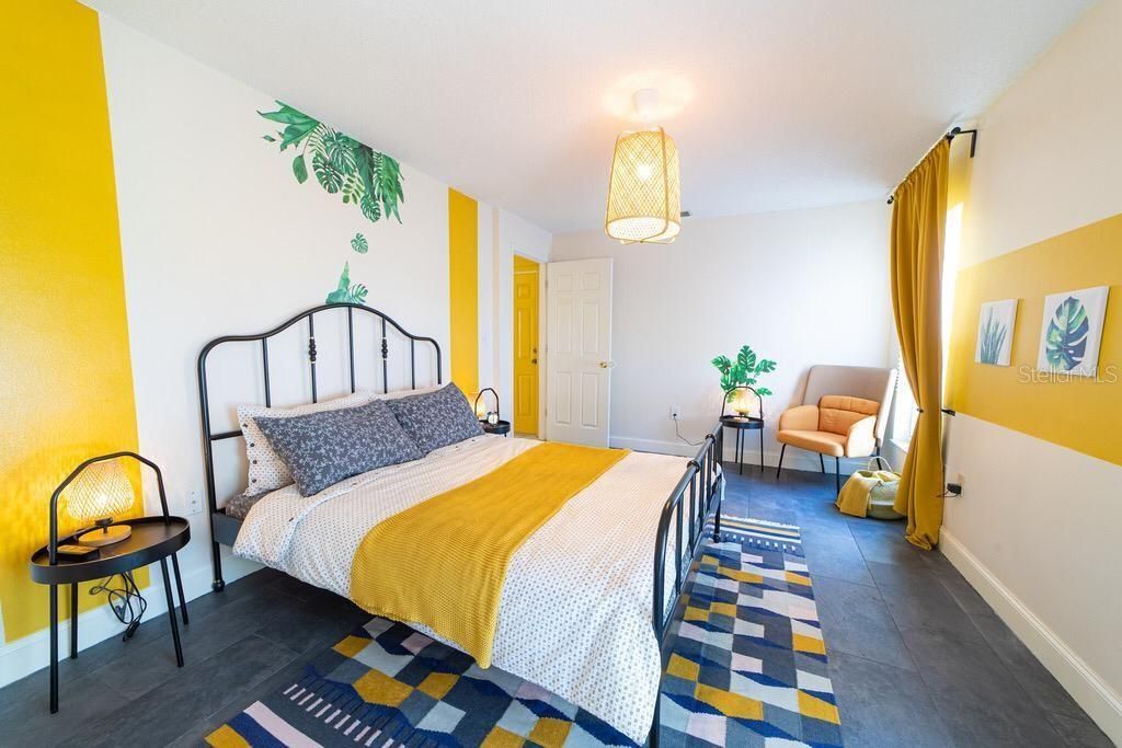 Bedroom, Interior, Pendant Lights