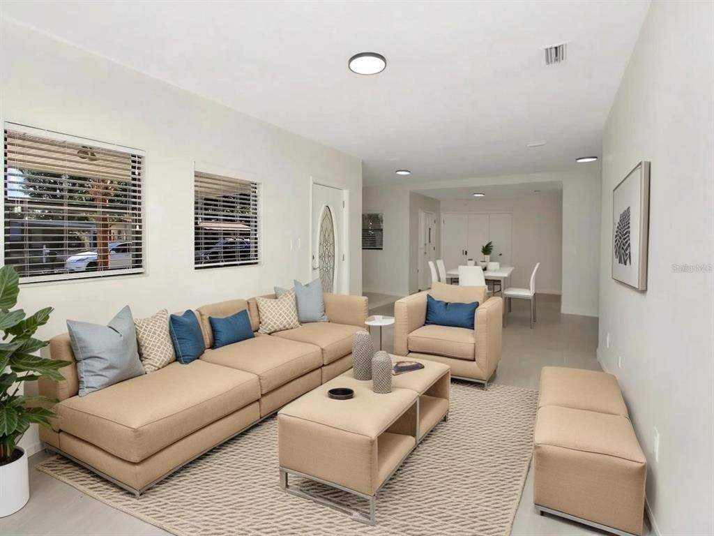 Dining room, Interior, Living room, Recessed Lighting