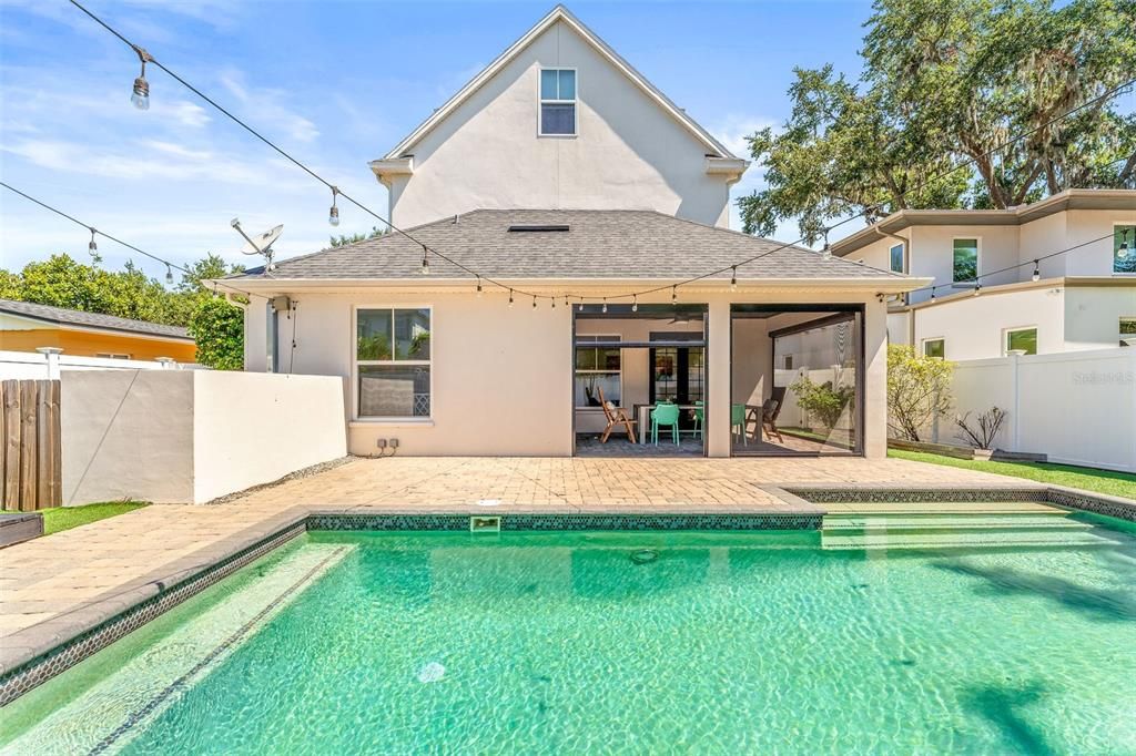 Exterior, Pool