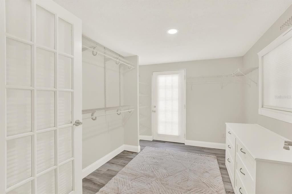 Interior, Recessed Lighting, Walk-in Closets, Wood Texture Flooring