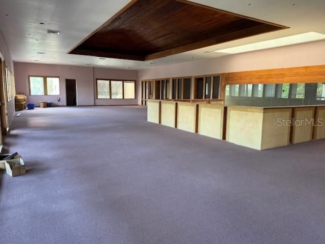 Empty room, Interior, Recessed Lighting, Wooden Ceilings