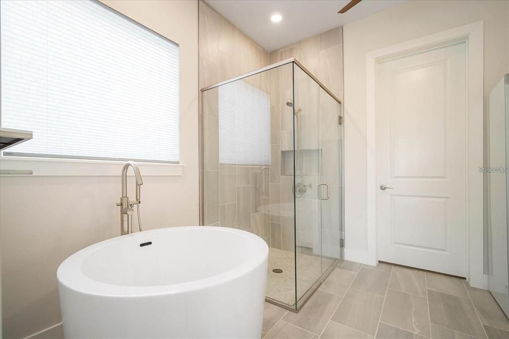 Bathroom, Free Standing Baths, Glass Shower, Interior, Recessed Lighting