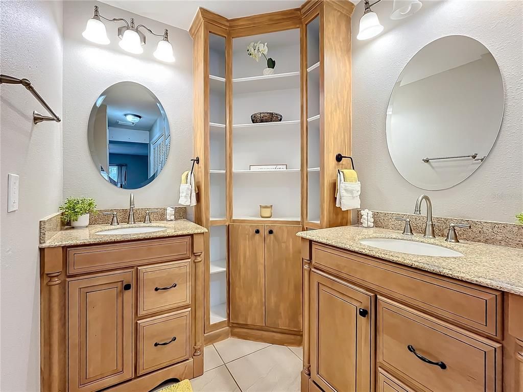 Bathroom, Dual Sink Vanities, Interior