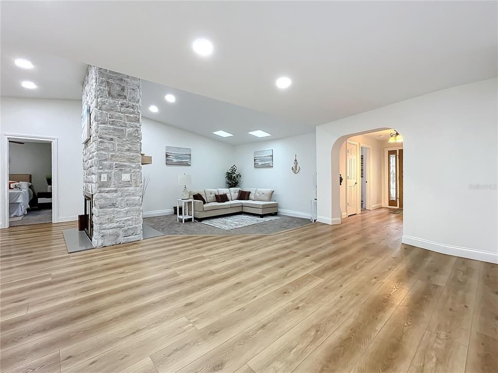 Interior, Living room, Recessed Lighting, Wood Texture Flooring