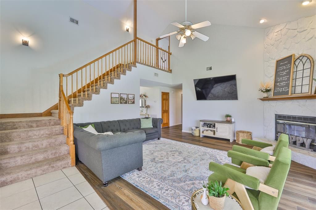 Fireplace, Interior, Living room, Recessed Lighting, Wood Texture Flooring