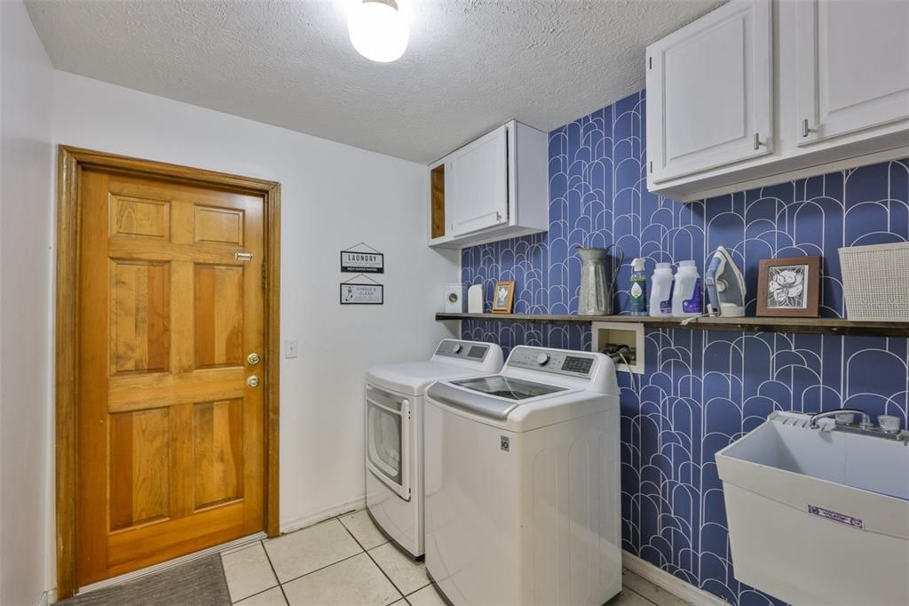 Interior, Washer