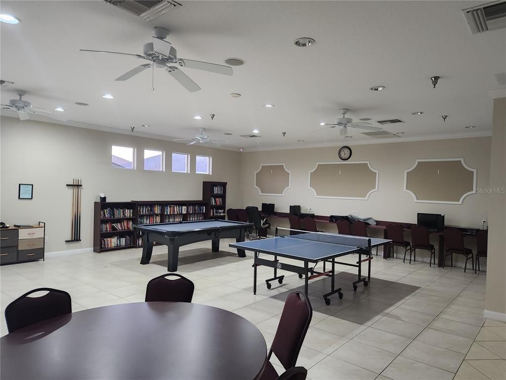 Billiard Table, Game Room, Interior, Recessed Lighting