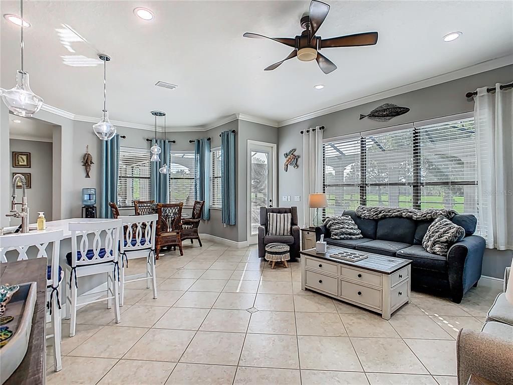 Dining room, Interior, Living room, Pendant Lights, Recessed Lighting