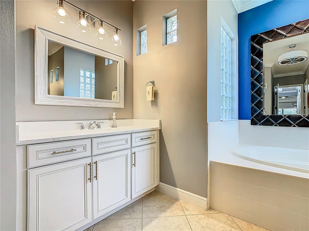 Bathroom, Dual Sink Vanities, Interior