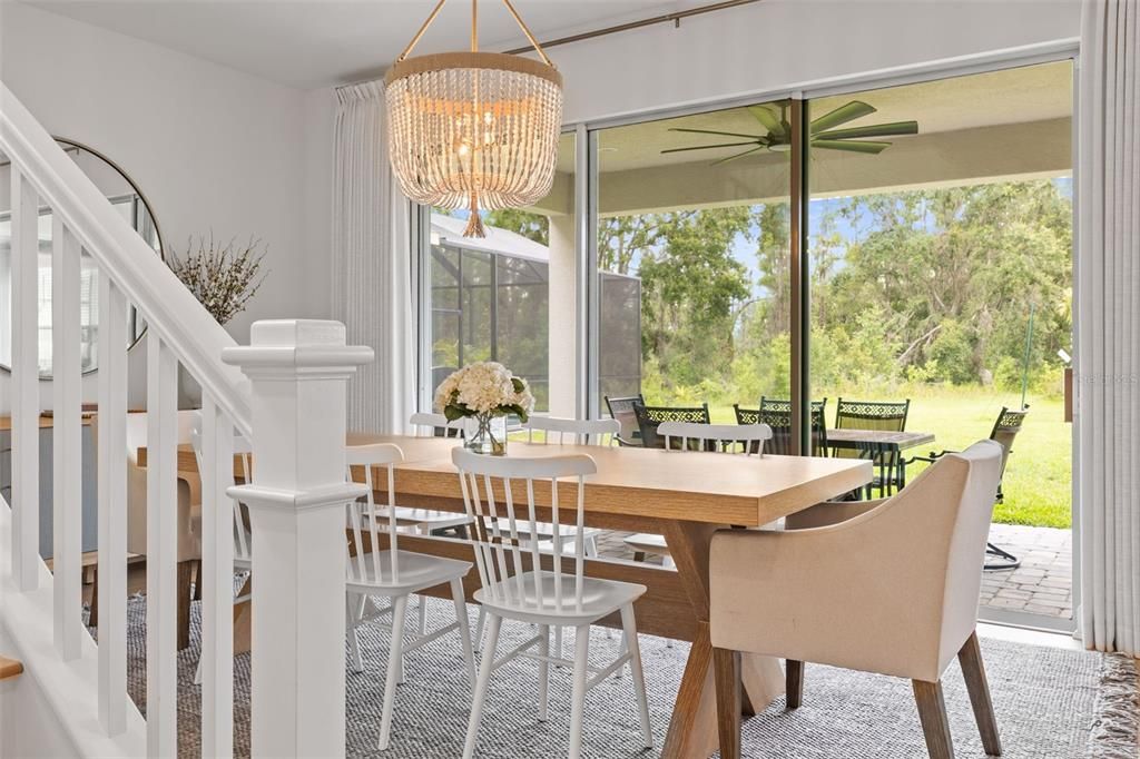 Chandelier, Dining room, Interior