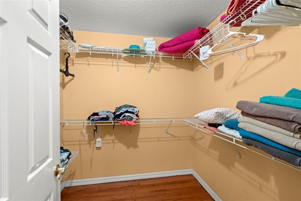 Interior, Walk-in Closets, Wood Texture Flooring