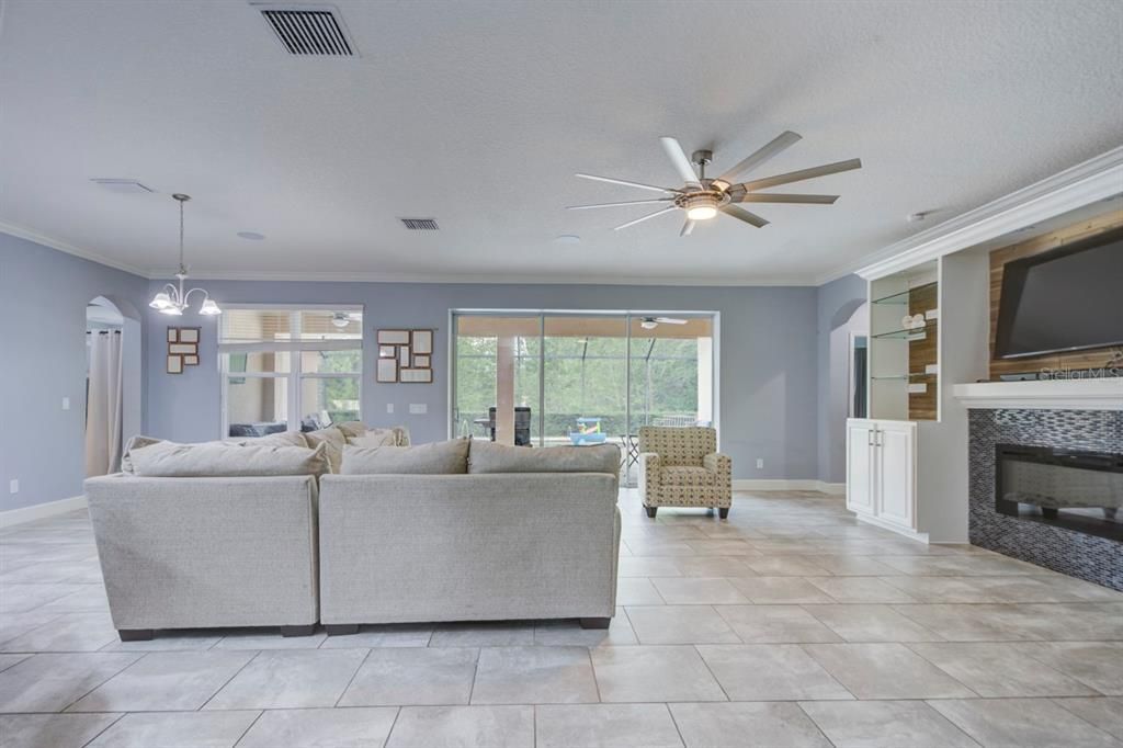 Fireplace, Interior, Living room, Pendant Lights