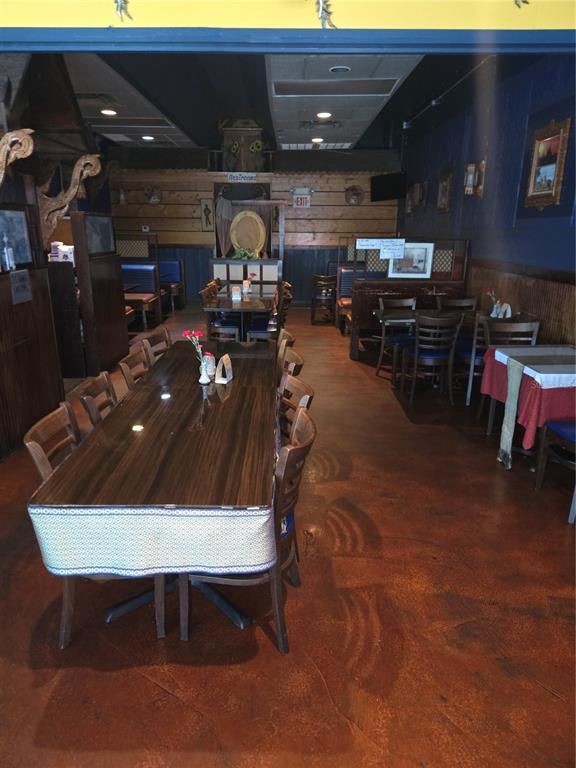 Dining room, Interior, Recessed Lighting, Wooden Walls