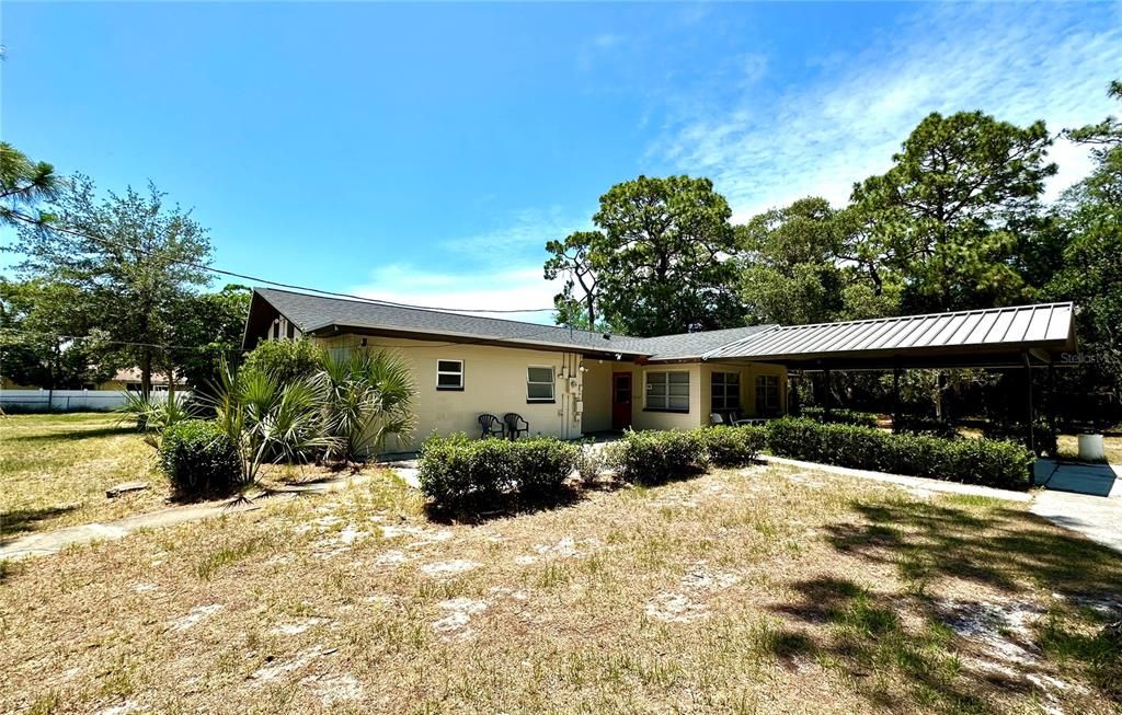 Backyard, Exterior