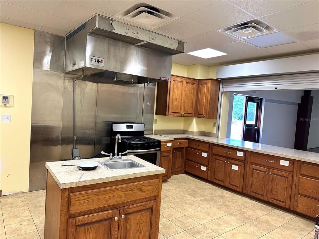 Interior, Kitchen, Recessed Lighting, Stainless Steel Appliances, Tile Countertops
