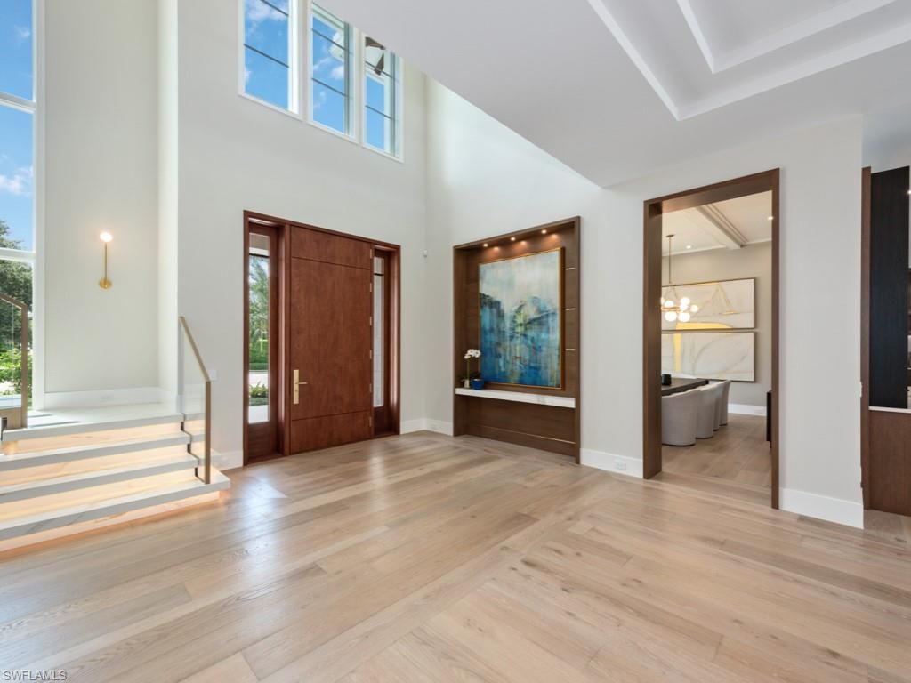 Interior, Pendant Lights, Wood Texture Flooring