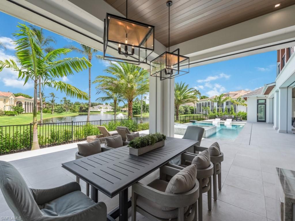 Exterior, Pool, Water