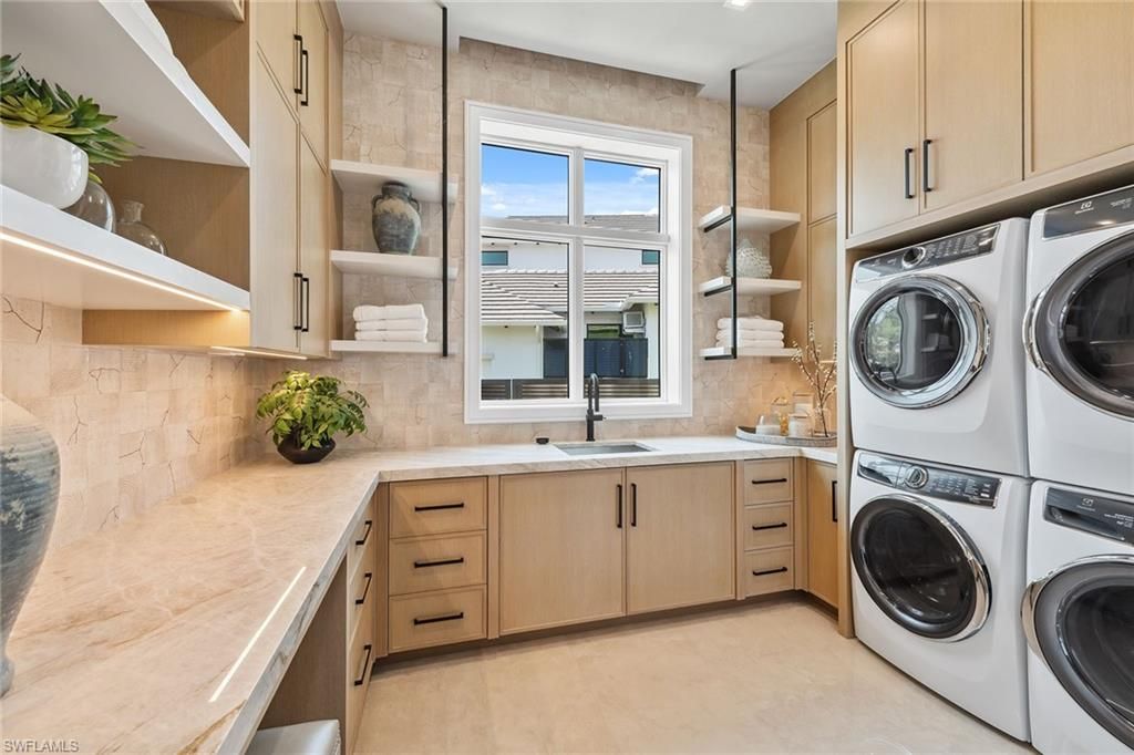 Interior, Recessed Lighting, Washer