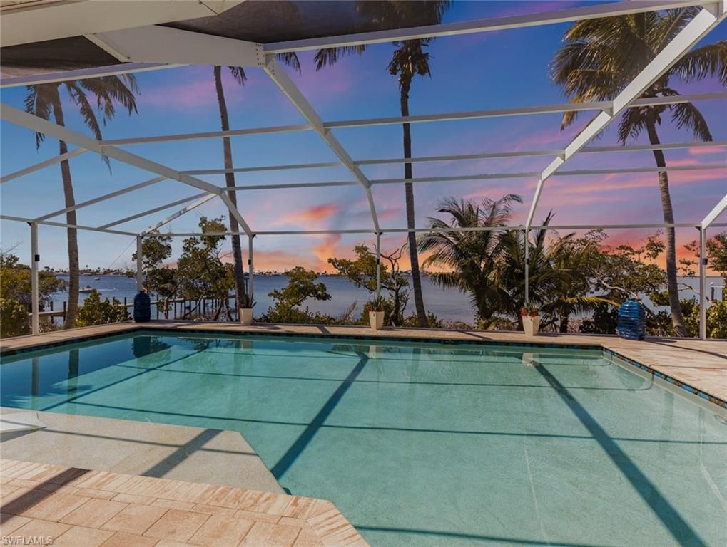 Glass Ceilings, Interior, Pool, Sun Room, Water