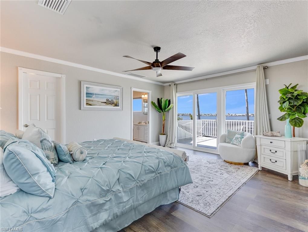 Bedroom, Interior, Water, Wood Texture Flooring