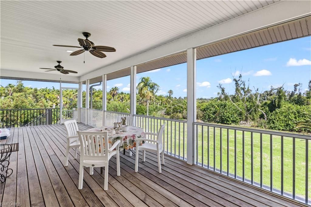 Dining room, Interior, Sun Room, Wood Texture Flooring