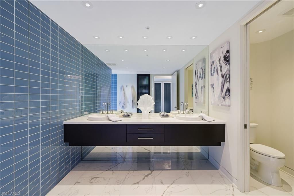 Bathroom, Dual Sink Vanities, Interior, Marble, Recessed Lighting