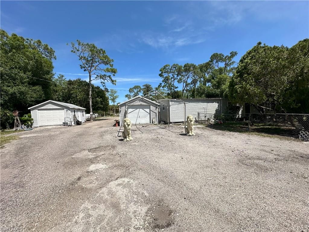 Backyard, Detached Garage, Exterior