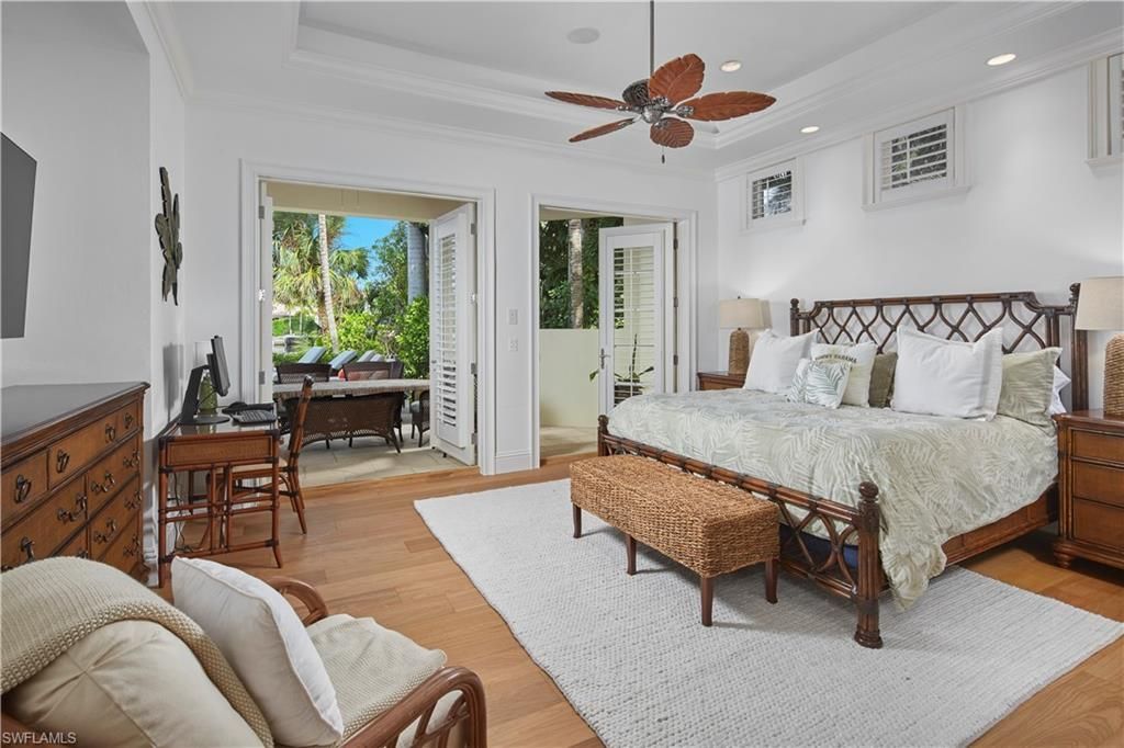 Bedroom, Home Office, Interior, Recessed Lighting, Wood Texture Flooring