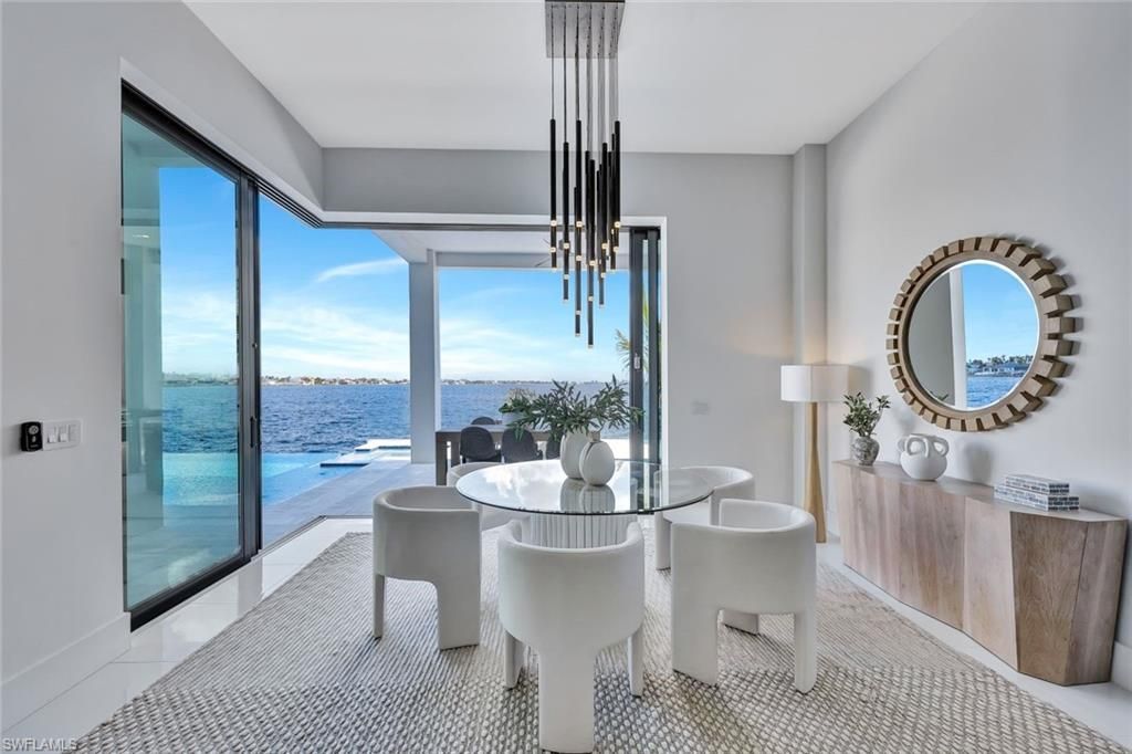 Dining room, Interior, Pendant Lights, Water
