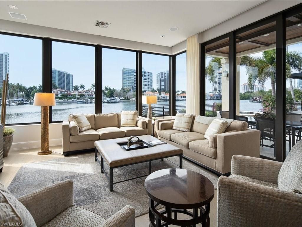Interior, Living room, Recessed Lighting, Water, Wood Texture Flooring