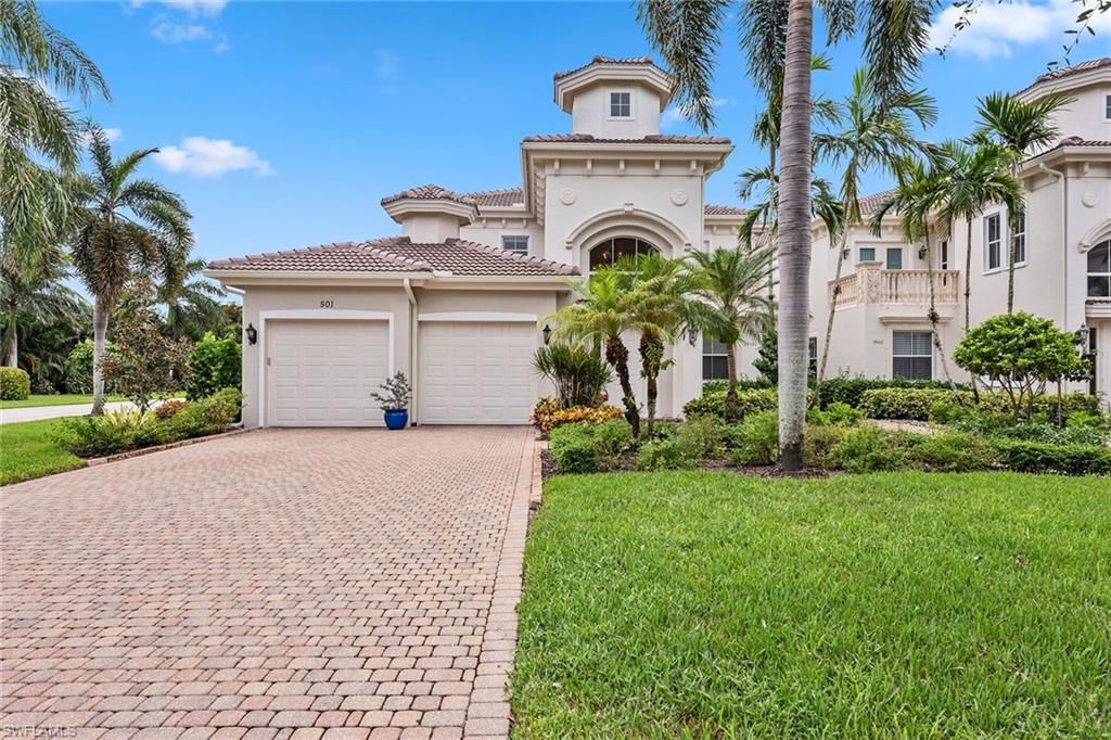 Attached, Backyard, Exterior, Facade, Mediterranean
