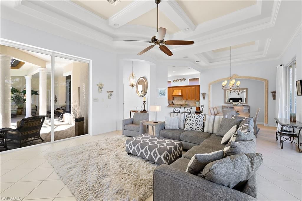 Chandelier, Dining room, Interior, Kitchen, Living room, Pendant Lights, Recessed Lighting