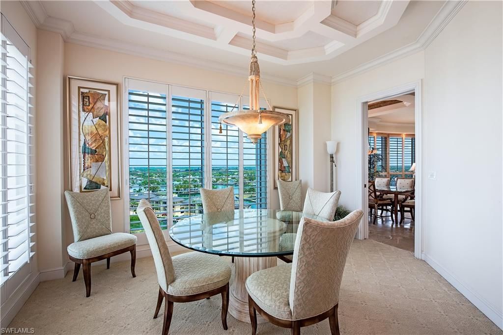 Dining room, Interior, Pendant Lights