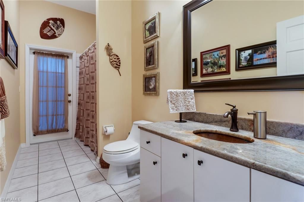 Bathroom, Interior