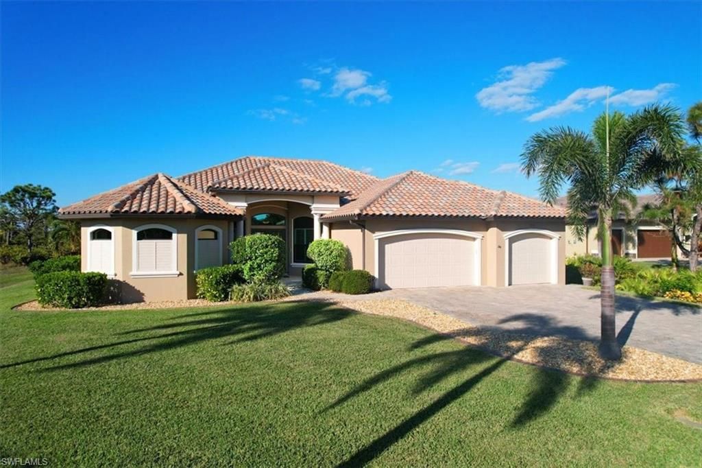 Attached, Backyard, Exterior, Facade, Mediterranean