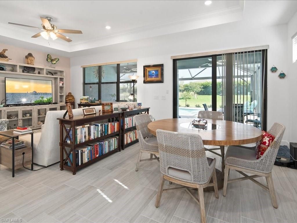 Dining room, Interior, Living room, Recessed Lighting, Wood Texture Flooring