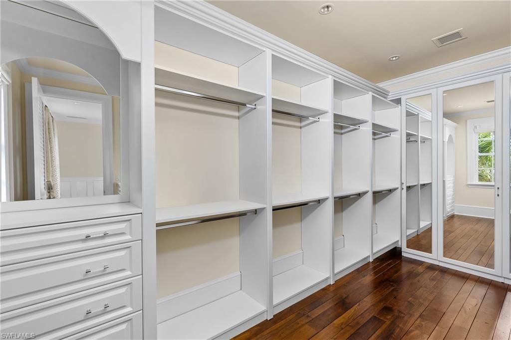 Interior, Recessed Lighting, Walk-in Closets, Wood Texture Flooring