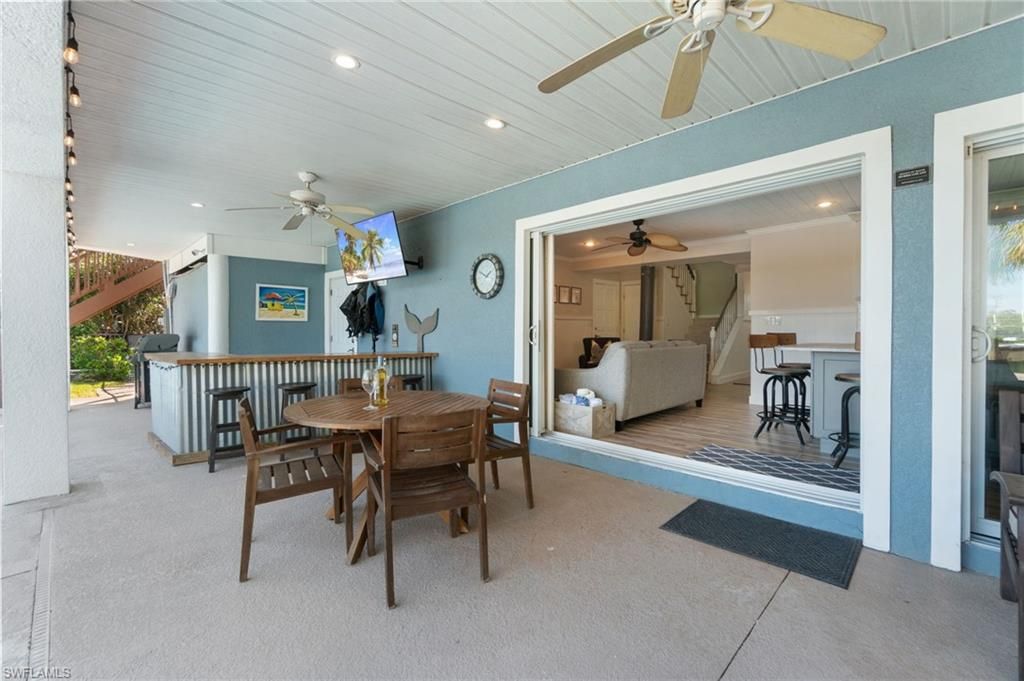 Dining room, Interior, Living room, Recessed Lighting
