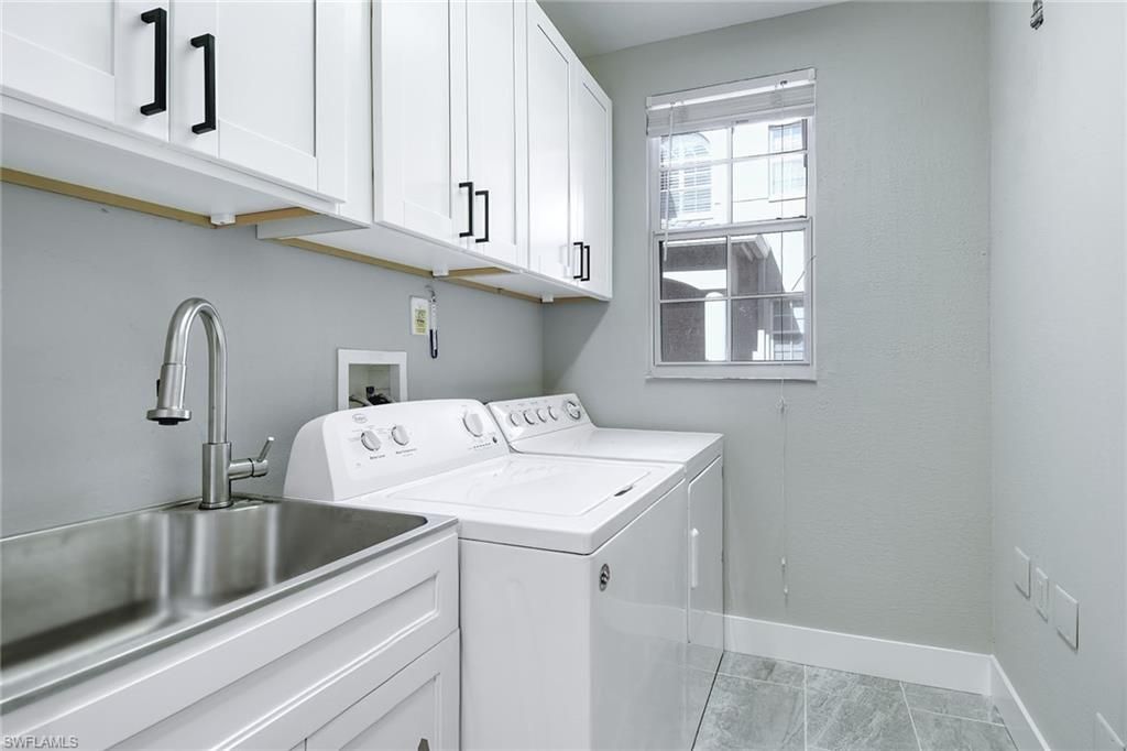 Interior, Washer