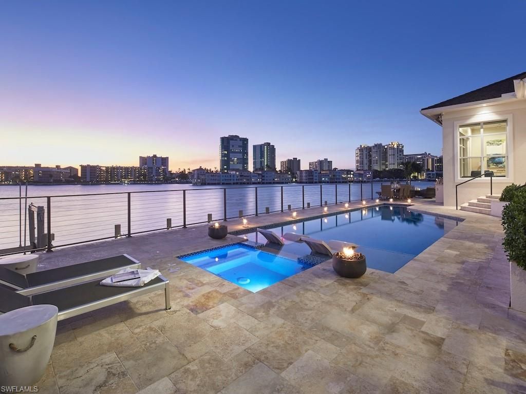 Exterior, Pool, Water