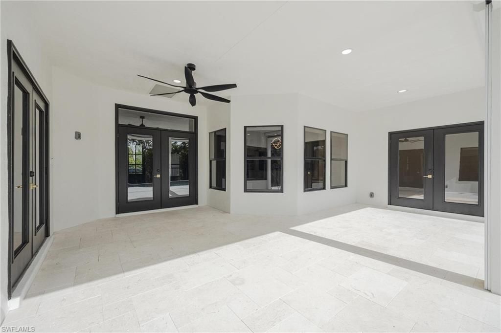 Exterior, Recessed Lighting