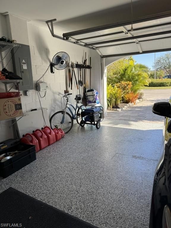 Garage, Interior