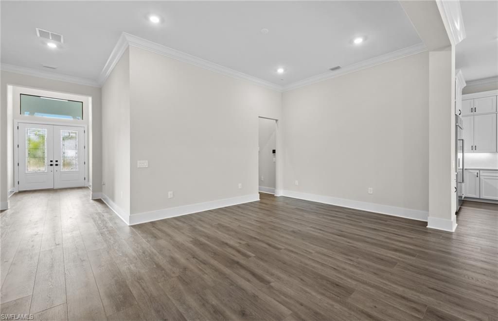 Empty room, Interior, Recessed Lighting, Wood Texture Flooring