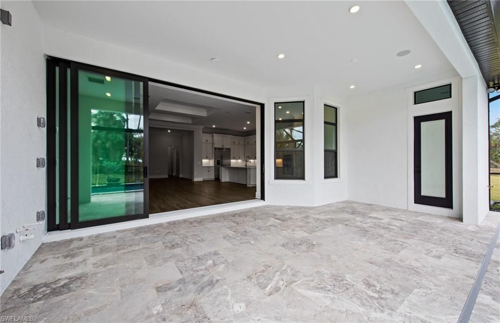 Exterior, Recessed Lighting