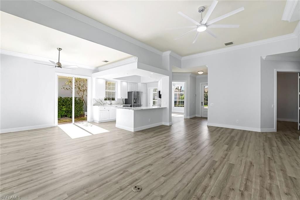 Empty room, Interior, Kitchen, Wood Texture Flooring