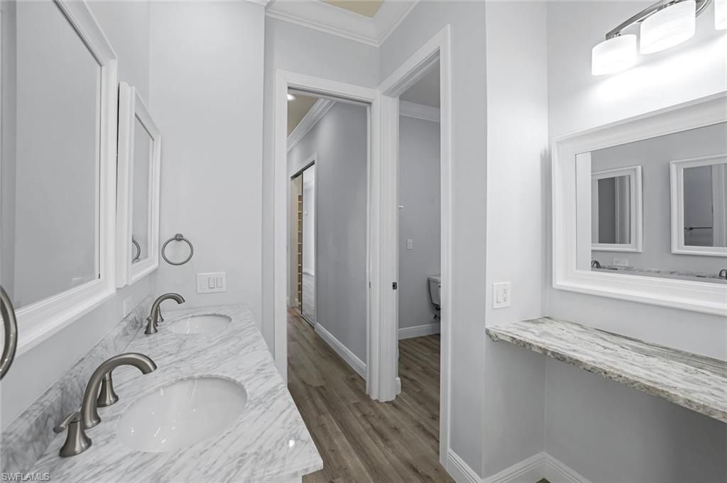 Bathroom, Dual Sink Vanities, Interior, Wood Texture Flooring