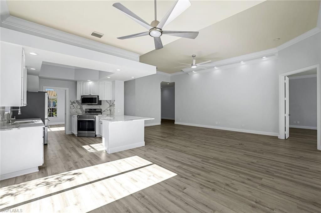 Interior, Kitchen, Recessed Lighting, Wood Texture Flooring