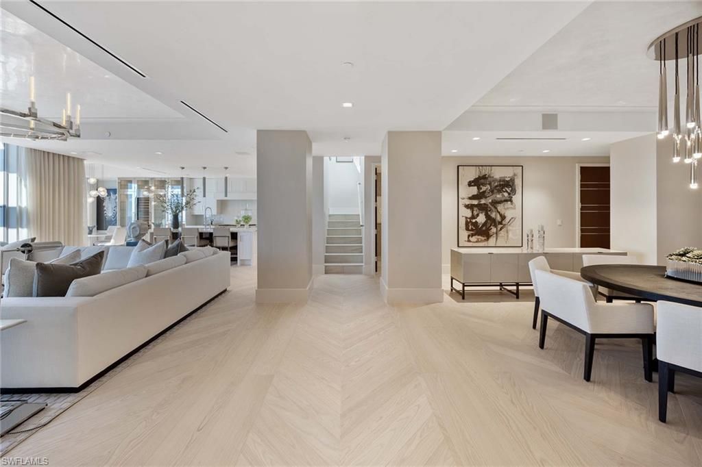 Dining room, Interior, Kitchen, Living room, Pendant Lights, Recessed Lighting, Wood Texture Flooring