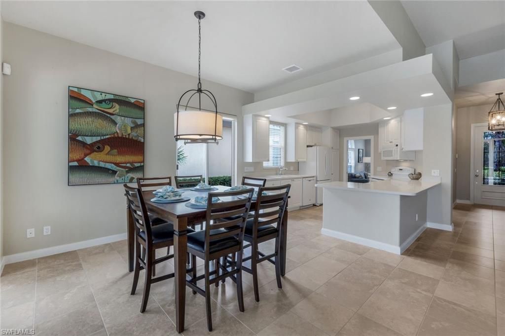 Dining room, Interior, Kitchen, Pendant Lights, Recessed Lighting