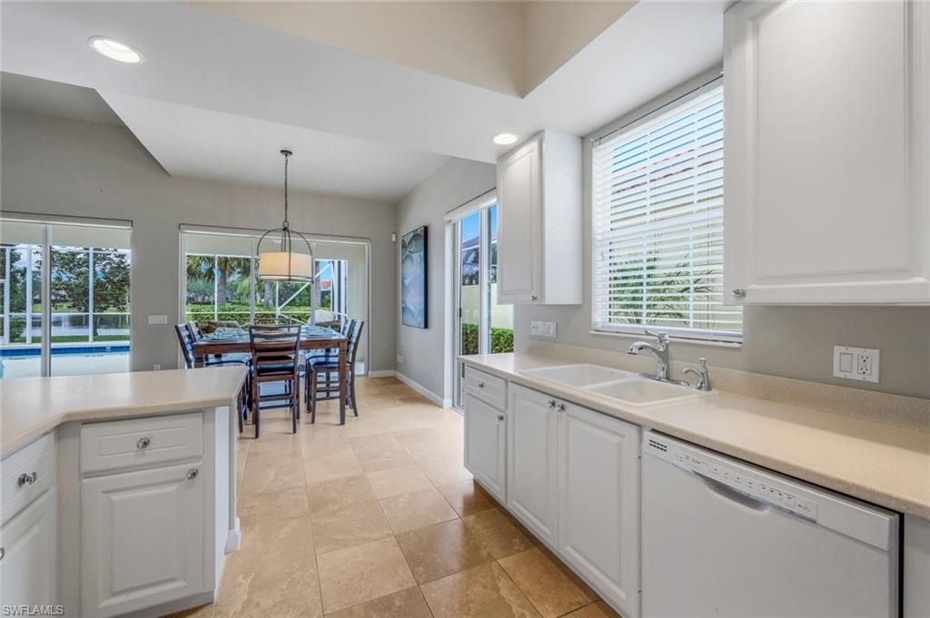 Dining room, Interior, Kitchen, Pendant Lights, Recessed Lighting